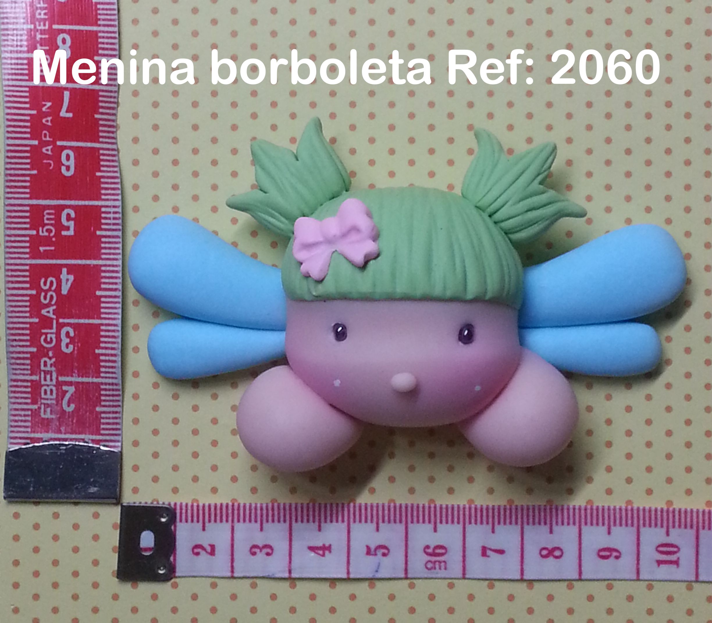 2060 Menina borboleta