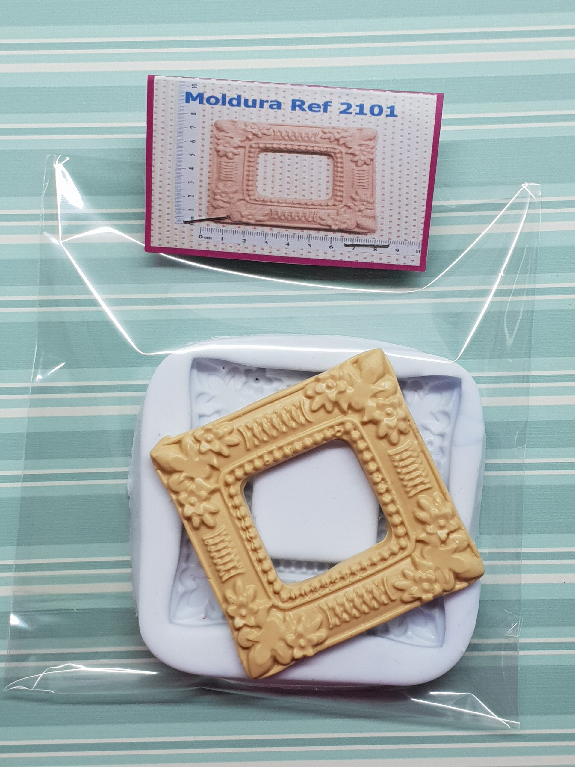 2101 Moldura