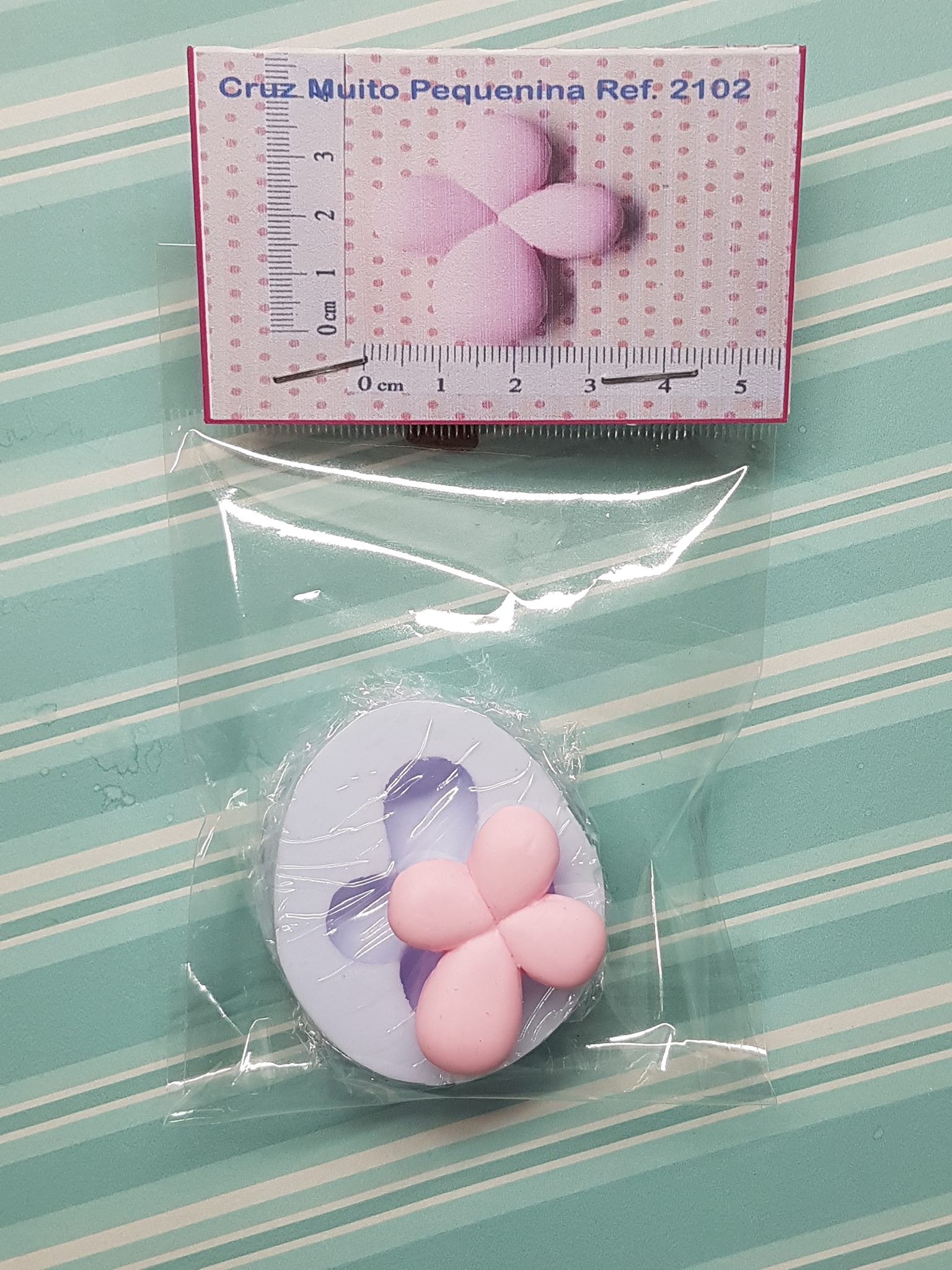 2102 Cruz Muito Pequenina